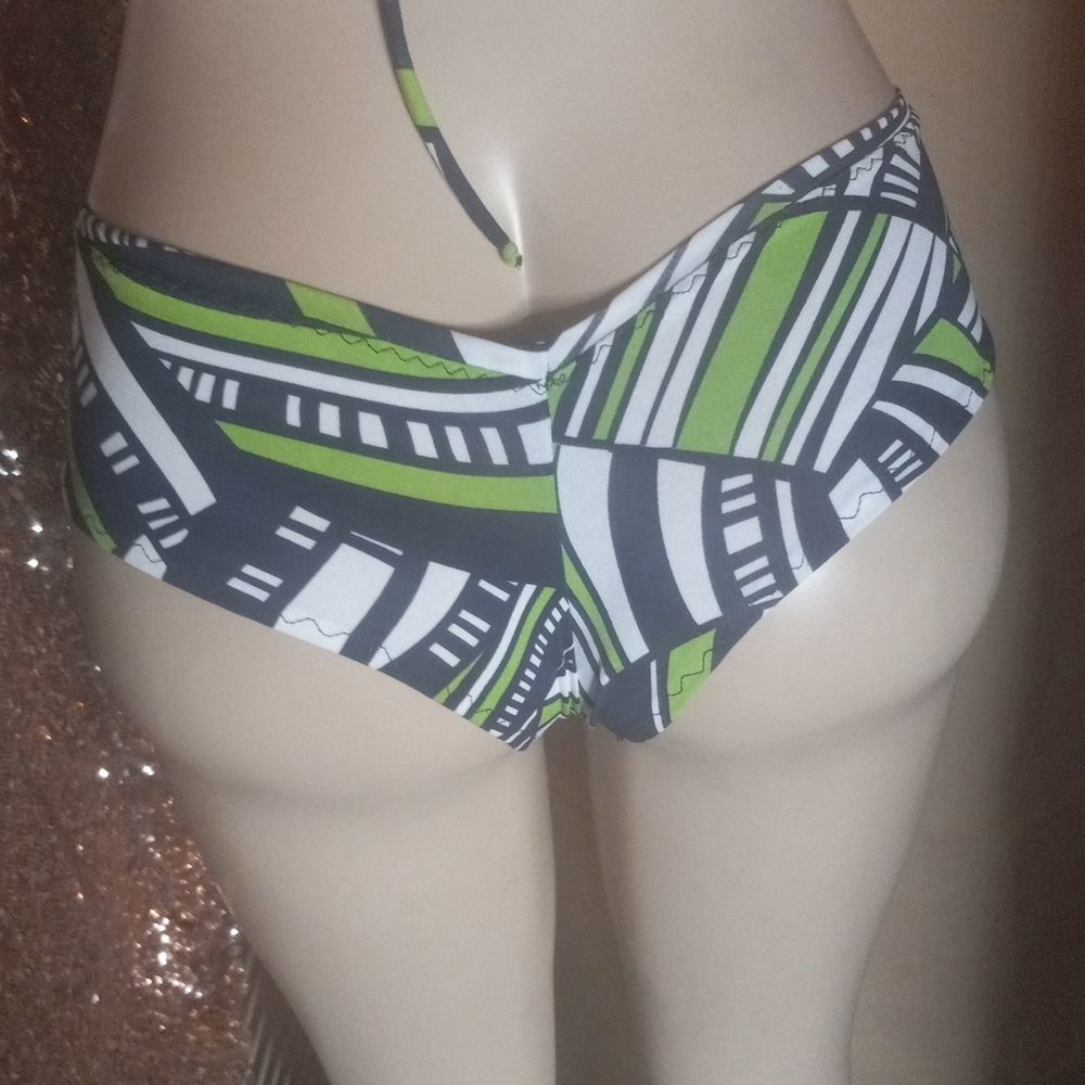 Dancerwear - Picture 6 of 7
